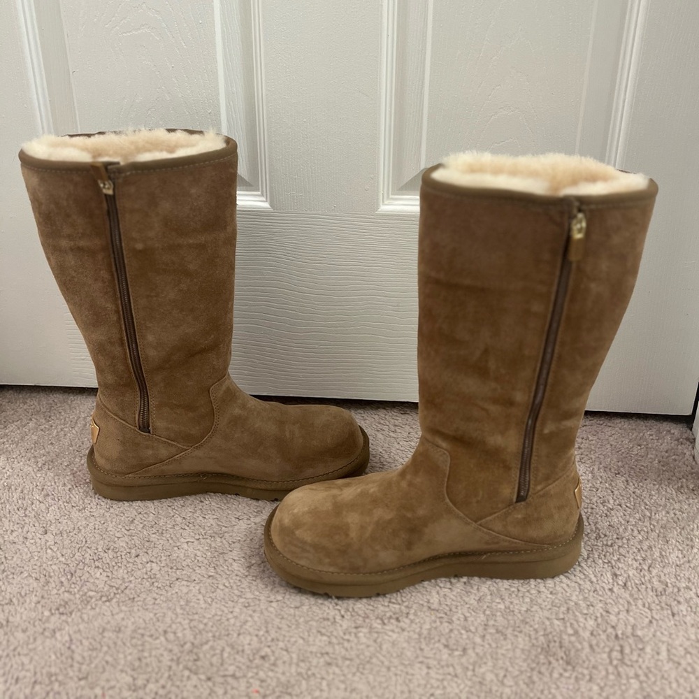New: Ugg Retro Cargo Boots